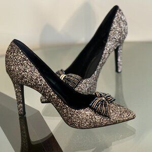 Gold and Black Glitter 3" Pumps  w Bows
